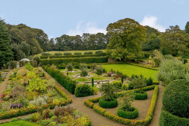Garden of the Hob Green Estate in Yorkshire